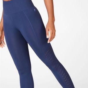 Fabletics Sync High-Waisted Perforated 7/8 Legging